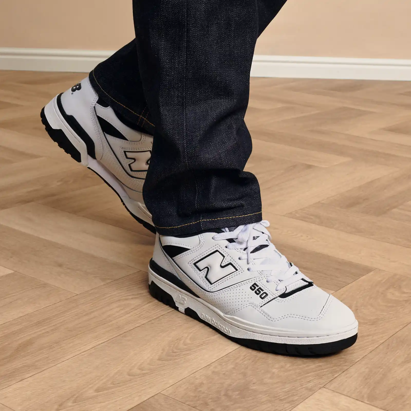New Balance 550 White Black, view