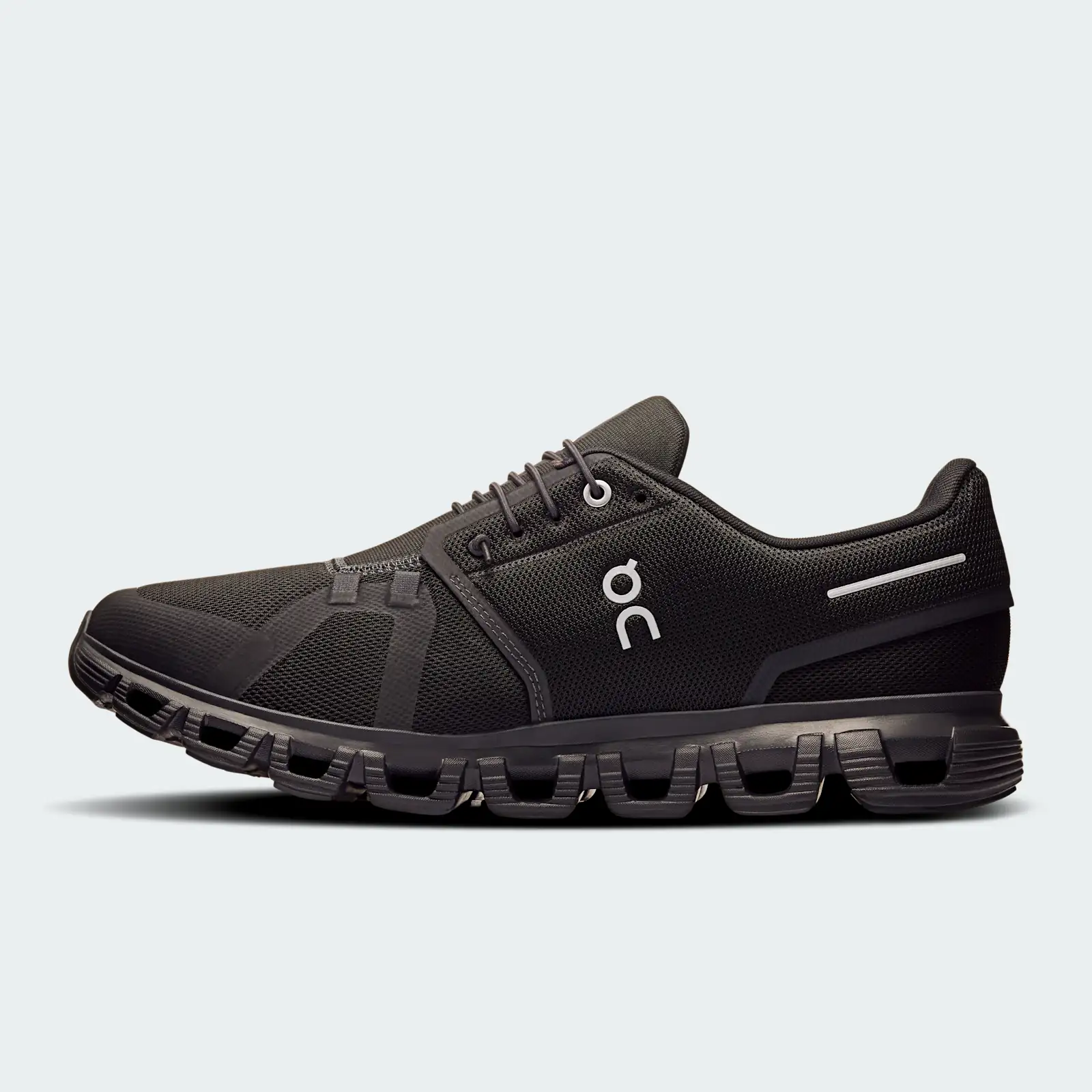 On Cloud 6 Black Black, medial