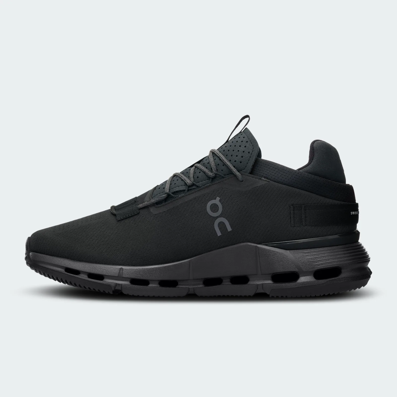 On Cloudnova 2 All Black, medial