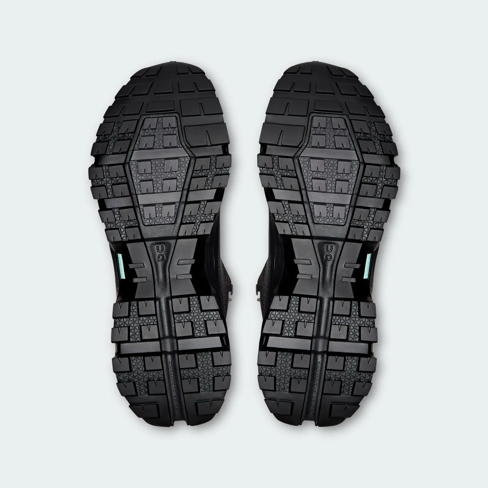 On Cloudrock Mid Waterproof Black Black, sole