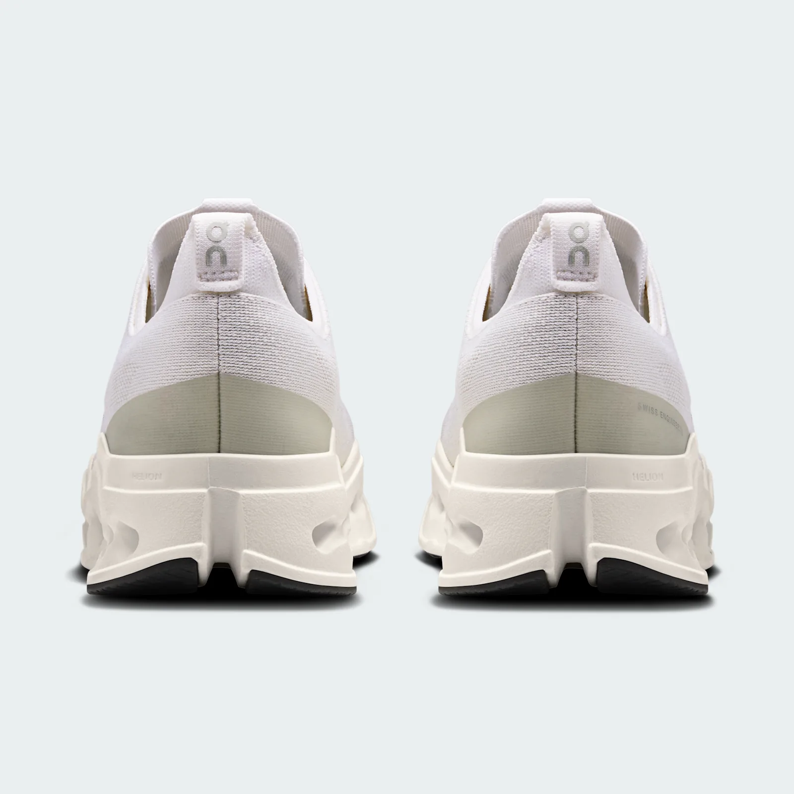 On Cloudsurfer Max White White, back