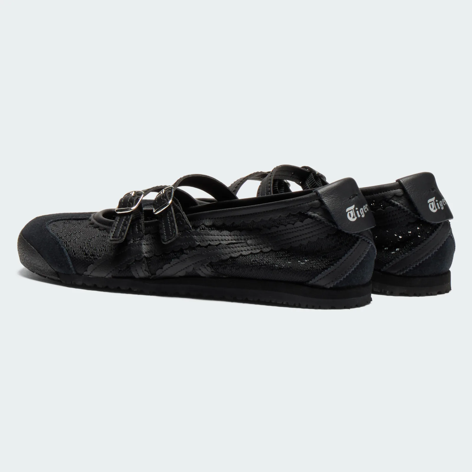 Onitsuka Tiger Mexico 66 TGRS Black Lace/Black, angle