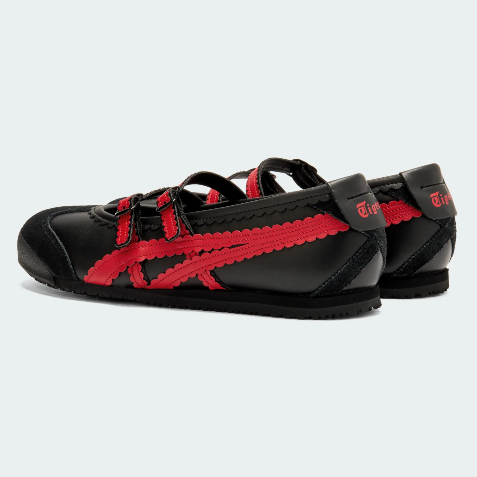 Onitsuka Tiger Mexico 66 TGRS Black/Red, angle