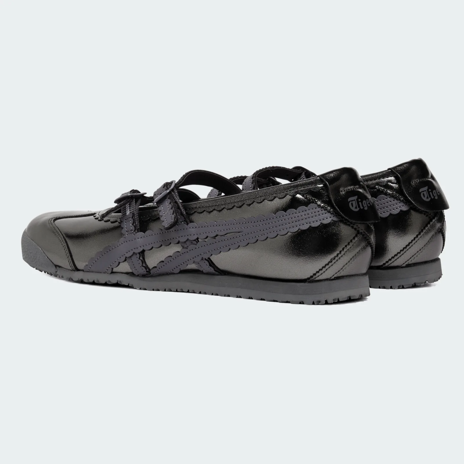 Onitsuka Tiger Mexico 66 TGRS Gunmetal/Gunmetal, angle