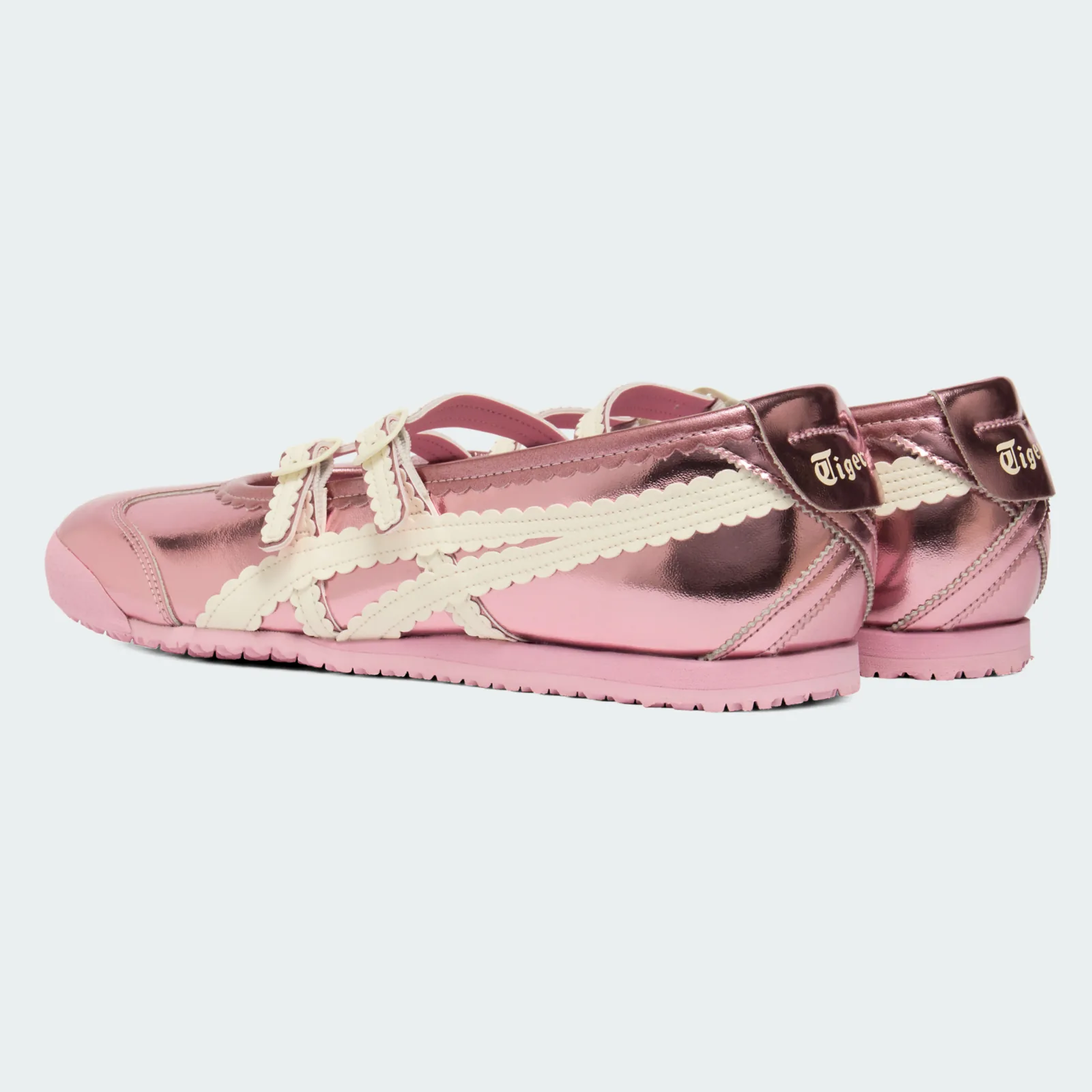 Onitsuka Tiger Mexico 66 TGRS Metallic Pink/White, angle
