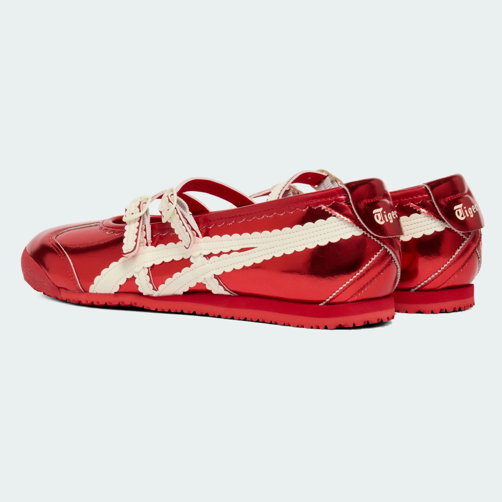 Onitsuka Tiger Mexico 66 TGRS Metallic Red/White, angle