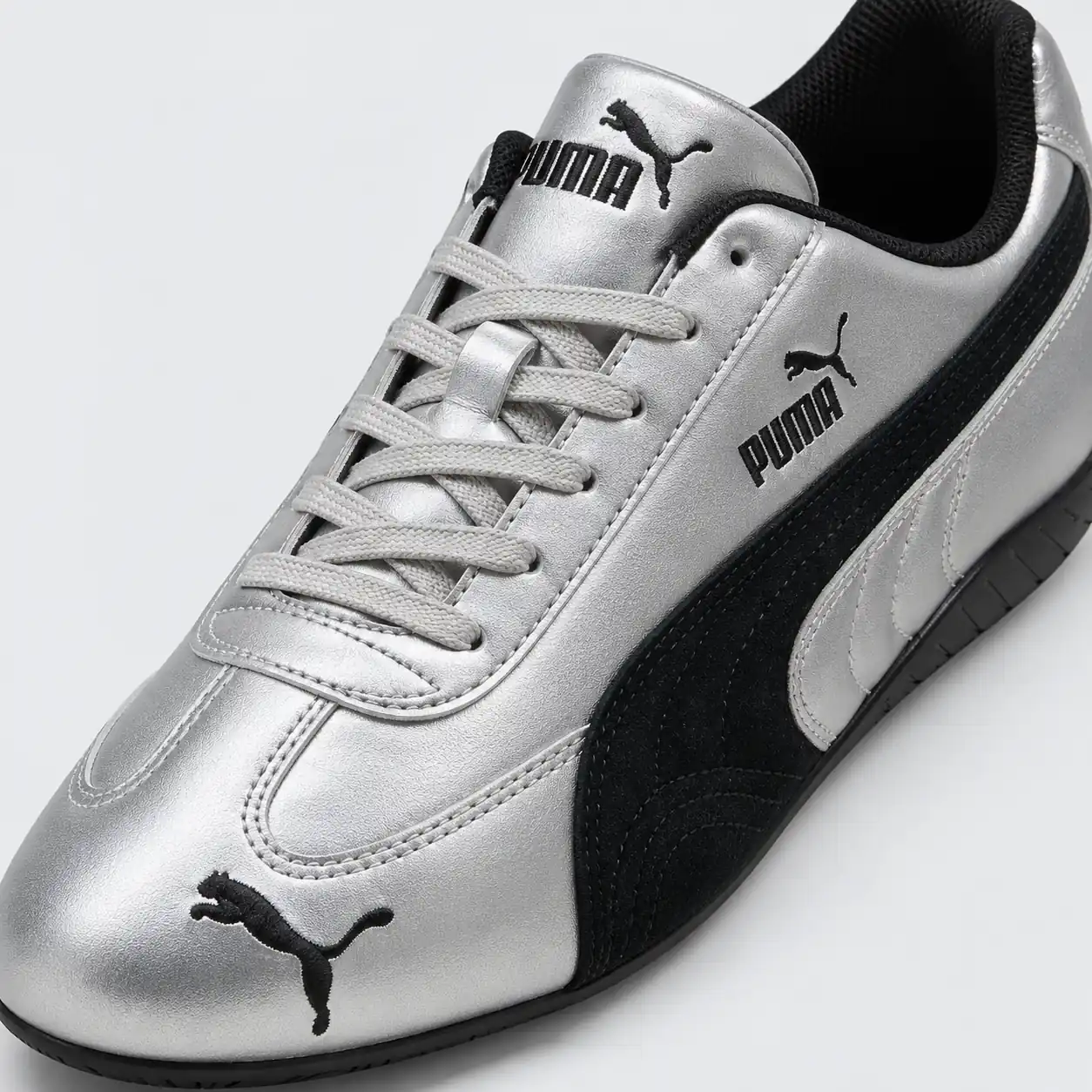 Puma Speedcat Metallic Silver Black, detail tongue