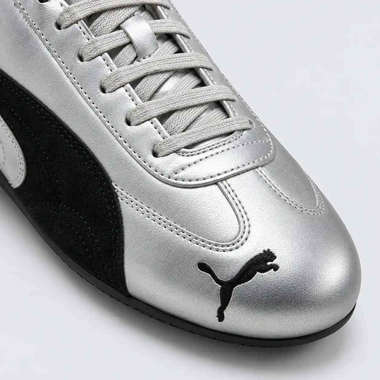 Puma Speedcat Metallic Silver Black, detail toe